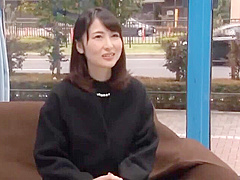 241006乳首の濃さを気にする人妻に挿入h3