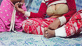 Valentine S Day – Indian Stepmom And Stepdad Sex Xnxx In The Jungle